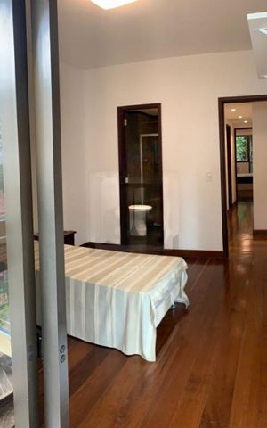 Apartamento à venda com 235m², 3 quartos e 2 vagas