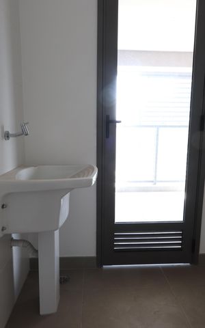 Apartamento à venda com 87m², 3 quartos e 1 vagaÁrea de Serviço