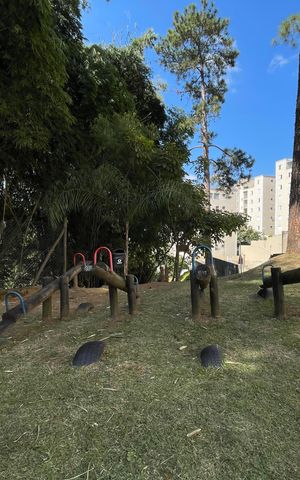 Apartamento para alugar com 55m², 2 quartos e 1 vaga Apartamento para alugar com 55m², 2 quartos e 1 vagaÁrea comum - Playground