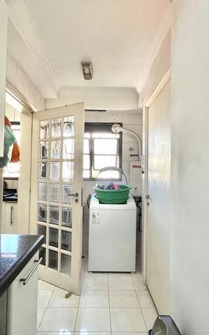 Apartamento à venda com 99m², 3 quartos e 2 vagas Apartamento à venda com 99m², 3 quartos e 2 vagasÁrea de Serviço