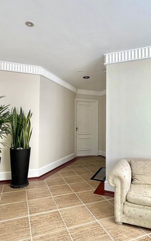 Apartamento à venda com 99m², 3 quartos e 2 vagas Apartamento à venda com 99m², 3 quartos e 2 vagasHall social