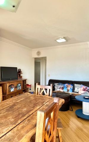 Apartamento à venda com 99m², 3 quartos e 2 vagas Apartamento à venda com 99m², 3 quartos e 2 vagasSala