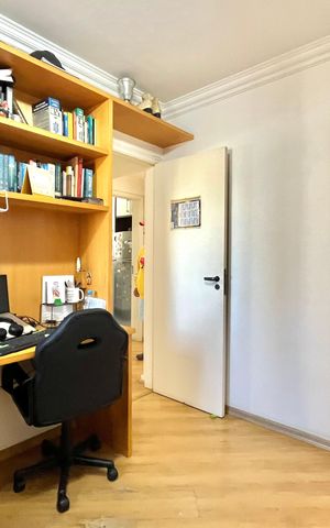 Apartamento à venda com 99m², 3 quartos e 2 vagas Apartamento à venda com 99m², 3 quartos e 2 vagasQuarto 1