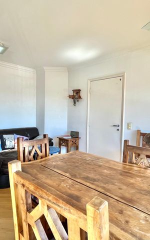 Apartamento à venda com 99m², 3 quartos e 2 vagas Apartamento à venda com 99m², 3 quartos e 2 vagasSala