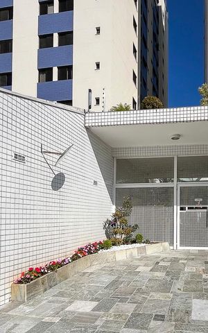 Apartamento para alugar com 123m², 3 quartos e 3 vagasFachada