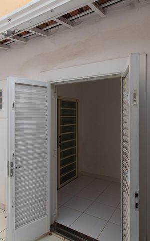Casa à venda com 160m², 3 quartos e 2 vagas Casa à venda com 160m², 3 quartos e 2 vagasÁrea Externa