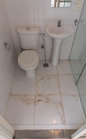 Casa à venda com 160m², 3 quartos e 2 vagas Casa à venda com 160m², 3 quartos e 2 vagasBanheiro da Suíte