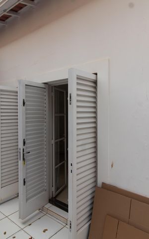 Casa à venda com 160m², 3 quartos e 2 vagas Casa à venda com 160m², 3 quartos e 2 vagasÁrea Externa