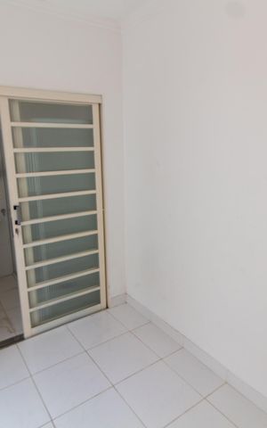 Casa à venda com 160m², 3 quartos e 2 vagas Casa à venda com 160m², 3 quartos e 2 vagasSuíte