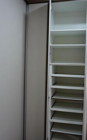 Casa de condomínio para alugar com 330m², 4 quartos e 4 vagasCloset da suíte 