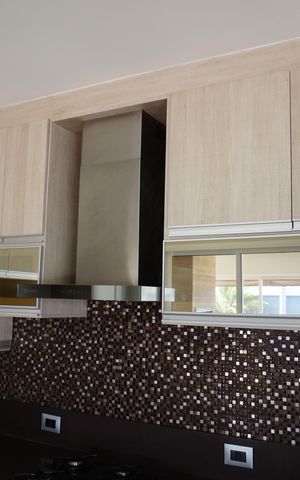 Casa de condomínio para alugar com 330m², 4 quartos e 4 vagasCozinha