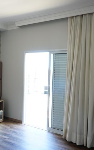 Casa de condomínio para alugar com 330m², 4 quartos e 4 vagasSuíte 
