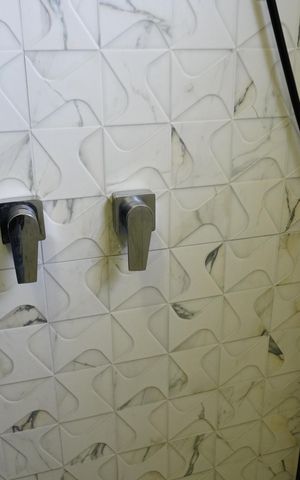 Casa de condomínio para alugar com 330m², 4 quartos e 4 vagasBanheiro Semi Suíte 1 e 2