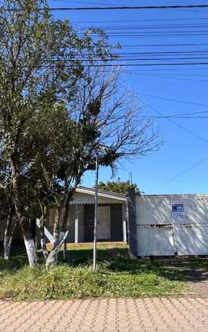 Casa à venda com 96m², 2 quartos e 1 vagaFachada