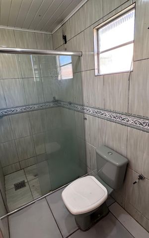 Casa à venda com 96m², 2 quartos e 1 vagaBanheiro