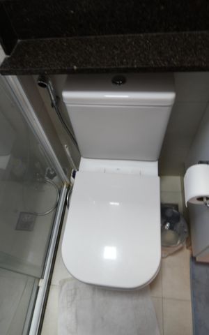 Casa de condomínio à venda com 95m², 2 quartos e 2 vagasBanheiro da Suíte 1