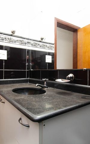 Apartamento para alugar com 94m², 3 quartos e sem vaga Apartamento para alugar com 94m², 3 quartos e sem vagaBanheiro Social