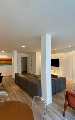 Apartamento para alugar com 150m², 3 quartos e sem vaga Apartamento para alugar com 150m², 3 quartos e sem vagaSala