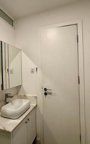 Apartamento para alugar com 150m², 3 quartos e sem vaga Apartamento para alugar com 150m², 3 quartos e sem vagaBanheiro da Suíte