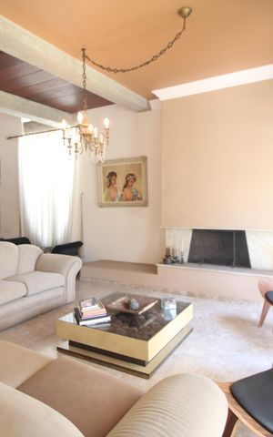 Casa para alugar com 800m², 5 quartos e 6 vagasSala