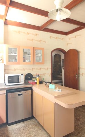 Casa para alugar com 800m², 5 quartos e 6 vagasCozinha