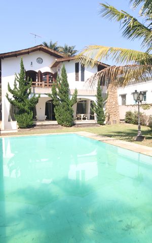 Casa para alugar com 800m², 5 quartos e 6 vagasÁrea Externa