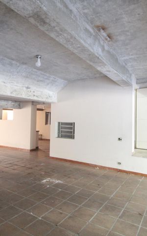 Casa para alugar com 800m², 5 quartos e 6 vagasGaragem