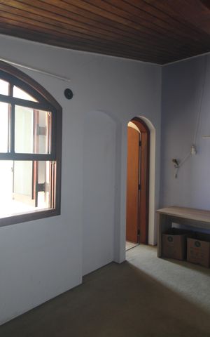 Casa para alugar com 800m², 5 quartos e 6 vagasSuíte 2