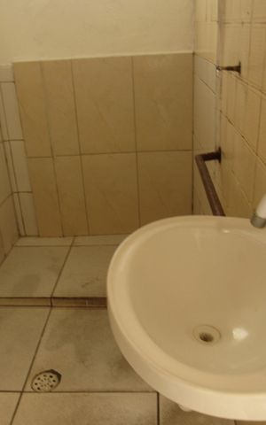 Casa à venda com 249m², 2 quartos e 5 vagasBanheiro