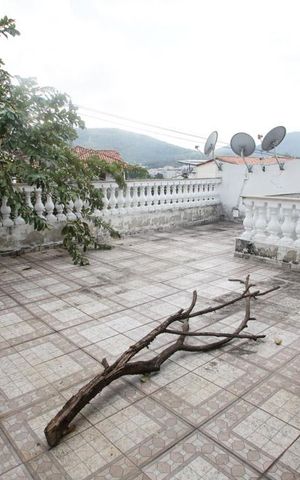 Casa de condomínio à venda com 380m², 3 quartos e 3 vagasQuintal da Piscina