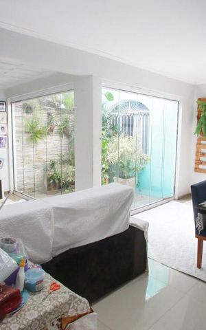 Casa de condomínio à venda com 380m², 3 quartos e 3 vagasSala de Estar