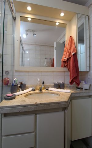Apartamento à venda com 108m², 3 quartos e 3 vagasBanheiro Social