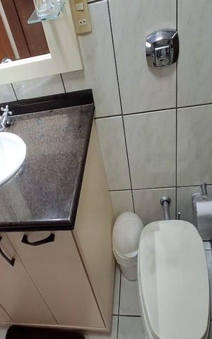 Casa para alugar com 260m², 3 quartos e 3 vagas Casa para alugar com 260m², 3 quartos e 3 vagasBanheiro 1