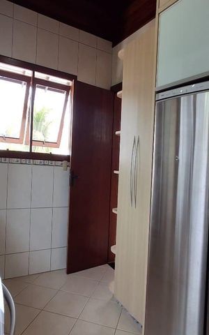 Casa para alugar com 260m², 3 quartos e 3 vagas Casa para alugar com 260m², 3 quartos e 3 vagasCozinha