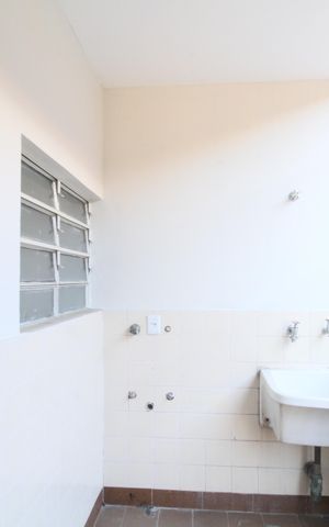 Casa à venda com 250m², 3 quartos e 4 vagasÁrea de Serviço