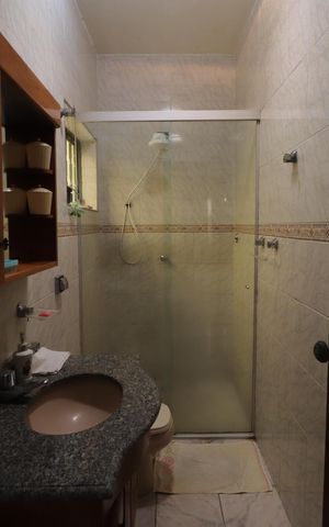 Casa à venda com 450m², 7 quartos e 3 vagasBanheiro 2