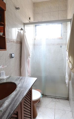 Casa à venda com 450m², 7 quartos e 3 vagasBanheiro da Suíte