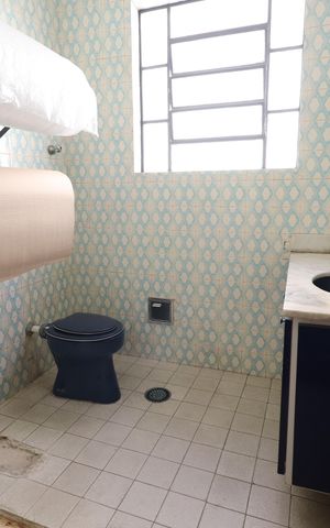 Casa à venda com 450m², 7 quartos e 3 vagasBanheiro 1