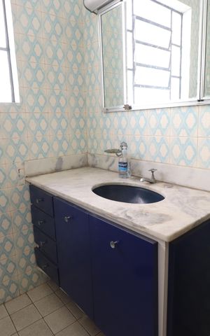 Casa à venda com 450m², 7 quartos e 3 vagasBanheiro 1