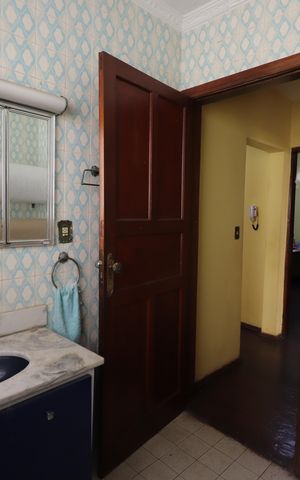 Casa à venda com 450m², 7 quartos e 3 vagasBanheiro 1