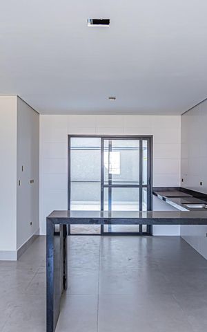 Casa à venda com 150m², 3 quartos e 3 vagas Casa à venda com 150m², 3 quartos e 3 vagasCozinha