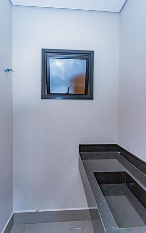 Casa à venda com 150m², 3 quartos e 3 vagas Casa à venda com 150m², 3 quartos e 3 vagasLavabo