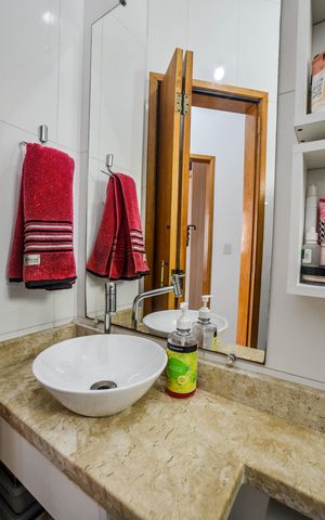 Apartamento à venda com 100m², 2 quartos e 1 vaga Apartamento à venda com 100m², 2 quartos e 1 vagaBanheiro Social