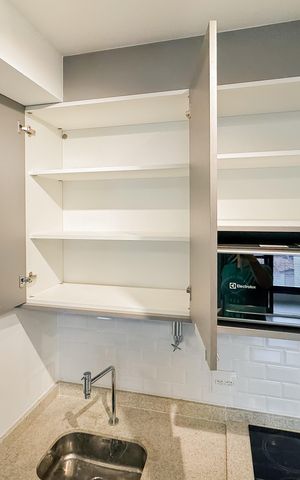 Studio à venda com 24m², 1 quarto e sem vaga Studio à venda com 24m², 1 quarto e sem vagaCozinha - Armários