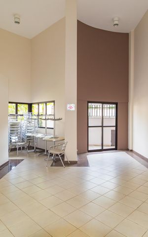 Apartamento à venda com 65m², 2 quartos e 2 vagas Apartamento à venda com 65m², 2 quartos e 2 vagasÁrea comum - Salão de festas