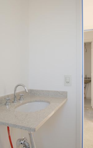 Apartamento à venda com 87m², 3 quartos e 2 vagasBanheiro da Suíte