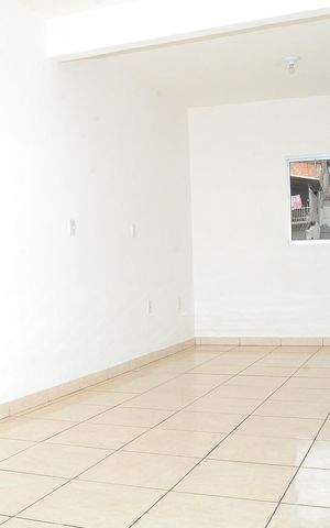 Casa para alugar com 85m², 2 quartos e sem vagaSala