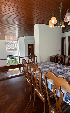 Casa de condomínio para alugar com 400m², 4 quartos e 4 vagasSala de Jantar