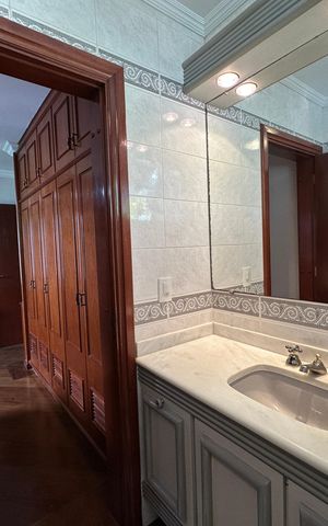 Casa de condomínio para alugar com 400m², 4 quartos e 4 vagasBanheiro da Suíte 3