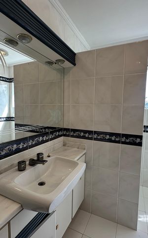 Casa de condomínio para alugar com 400m², 4 quartos e 4 vagasBanheiro da Suíte 1